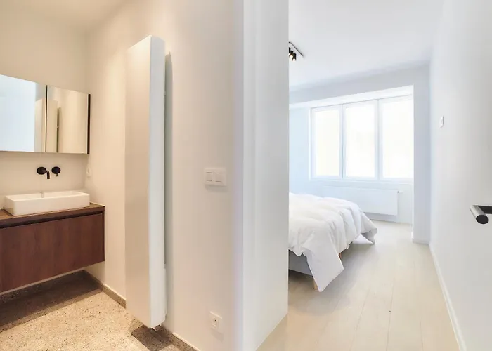 Lecomte - The Shoreline Waves 125 公寓