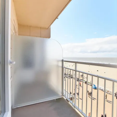 Lecomte - The Shoreline Waves 125 Ostende